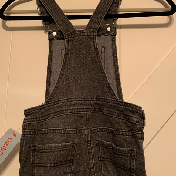 NWT Cat & Jack Black Denim Overalls Kids Size Small 6/6X - Picture 8 of 10